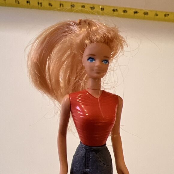 RARE Barbie Strawberry Blonde Vintage Original Mattel Barbie Happy Meal Toy - Picture 3 of 3